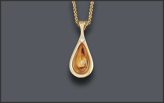 Women's Elk Ivory Pendant Teardrop with Diamond